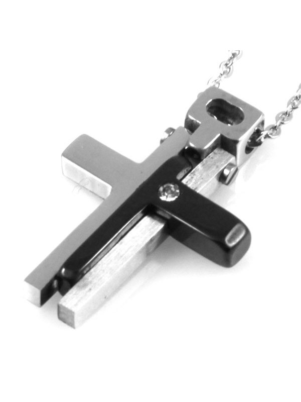 Collana con croce in acciaio ciondolo pendente