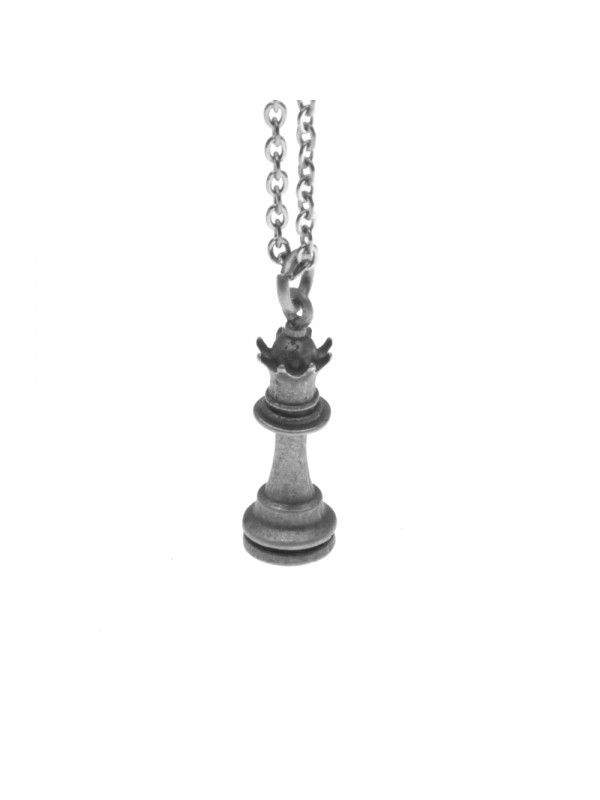 Collana con regina di scacchi in argento invecchiato cln0034