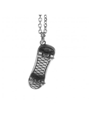 Collana con skateboard ciondolo in argento invecchiato cln0192