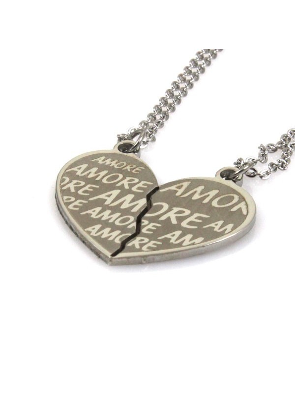 Collana con cuore che si divide con scritta amore